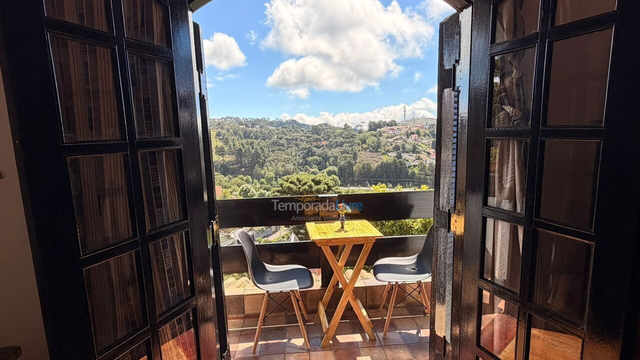 Casa para aluguel de temporada em Campos do Jordão (Serra Azul)