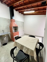 Lavanderia e churrasqueira 