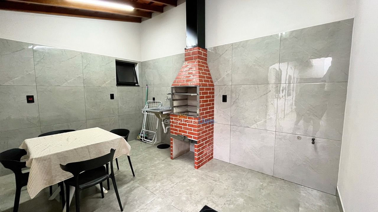 Casa para aluguel de temporada em Socorro (Cintra Franco)