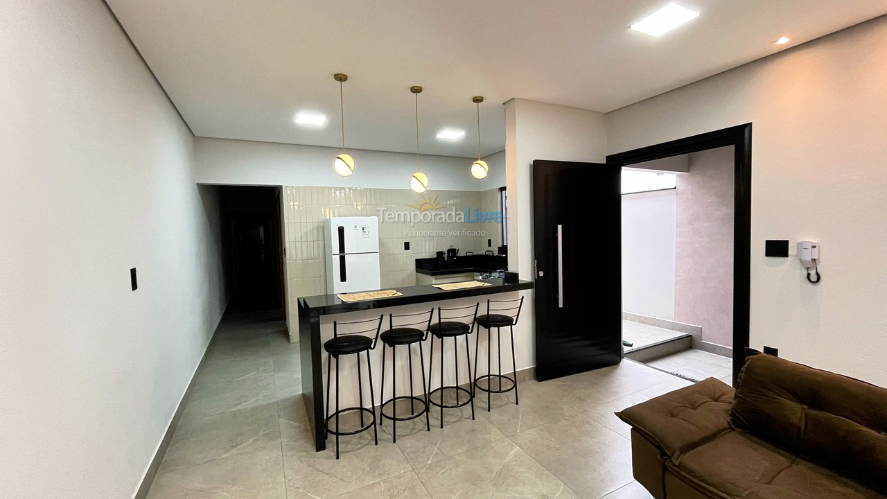 Casa para aluguel de temporada em Socorro (Cintra Franco)