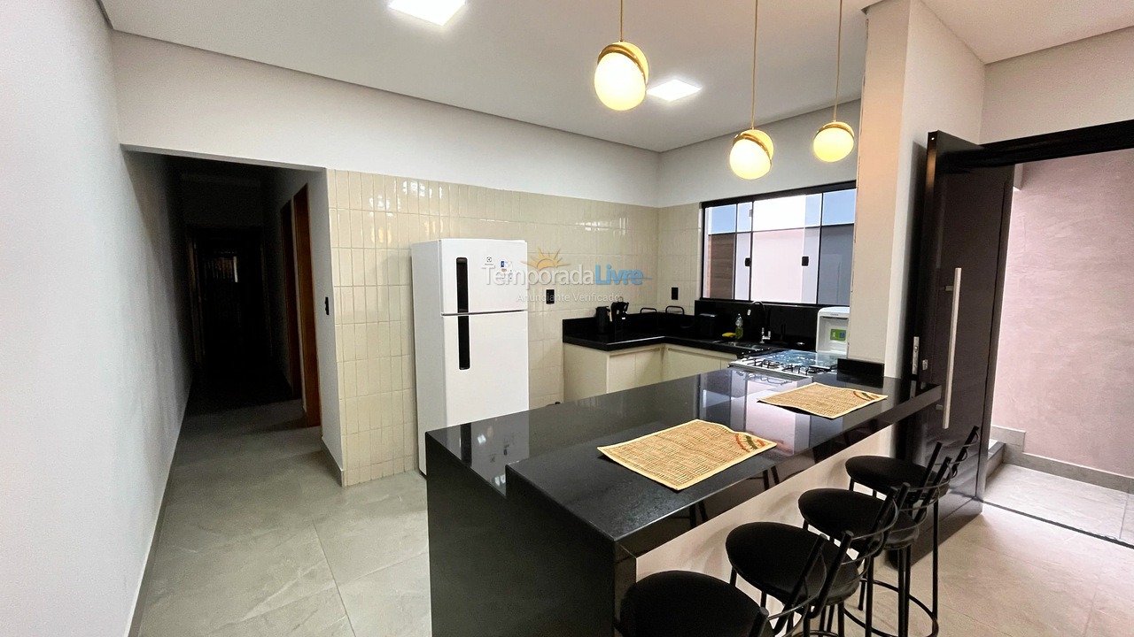 Casa para aluguel de temporada em Socorro (Cintra Franco)