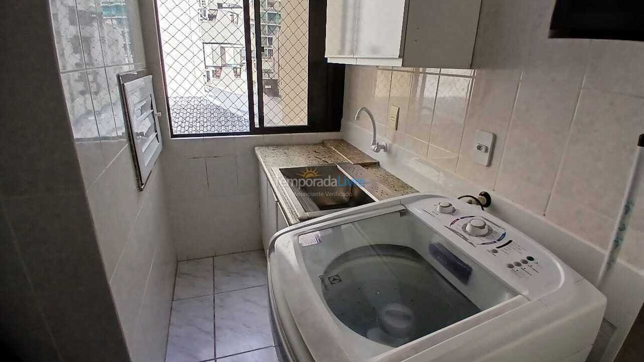 Apartamento para aluguel de temporada em Itapema (Meia Praia)