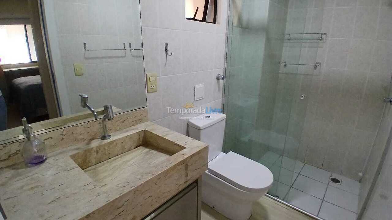 Apartamento para aluguel de temporada em Itapema (Meia Praia)