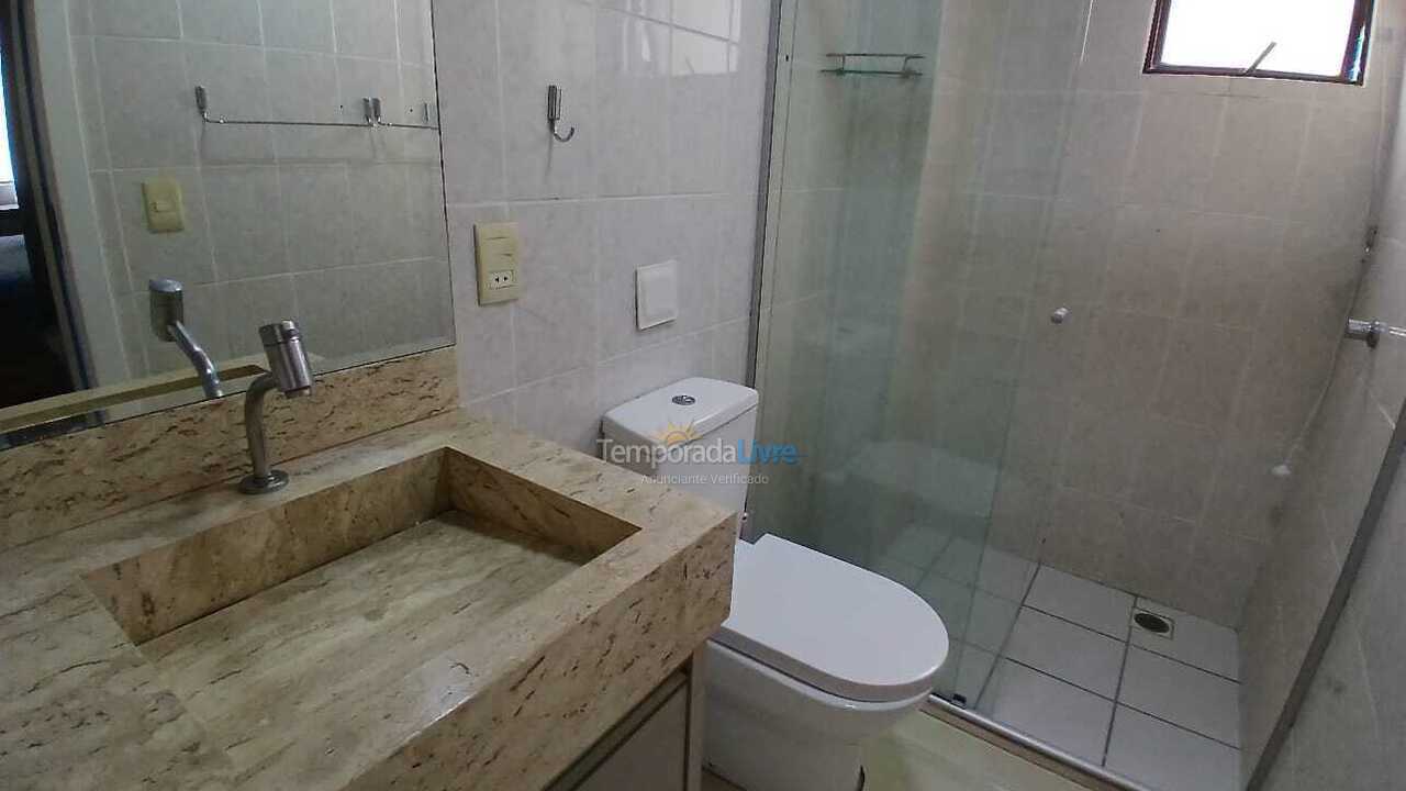Apartamento para aluguel de temporada em Itapema (Meia Praia)