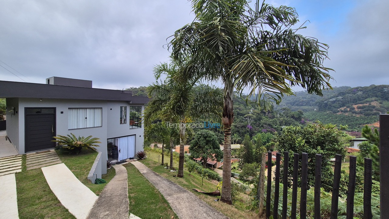 Ranch for vacation rental in Domingos Martins (Soido de Cima)