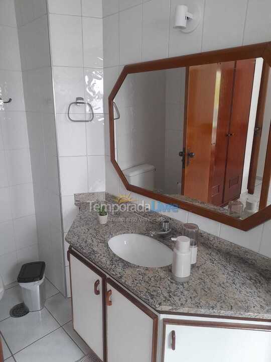 Apartamento para aluguel de temporada em Bertioga (Riviera de São Lourenço)