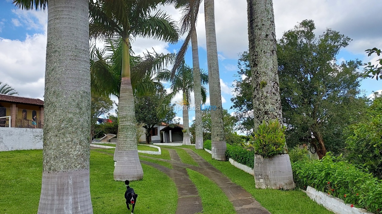 Granja para alquiler de vacaciones em Biritiba Mirim (Sogo)