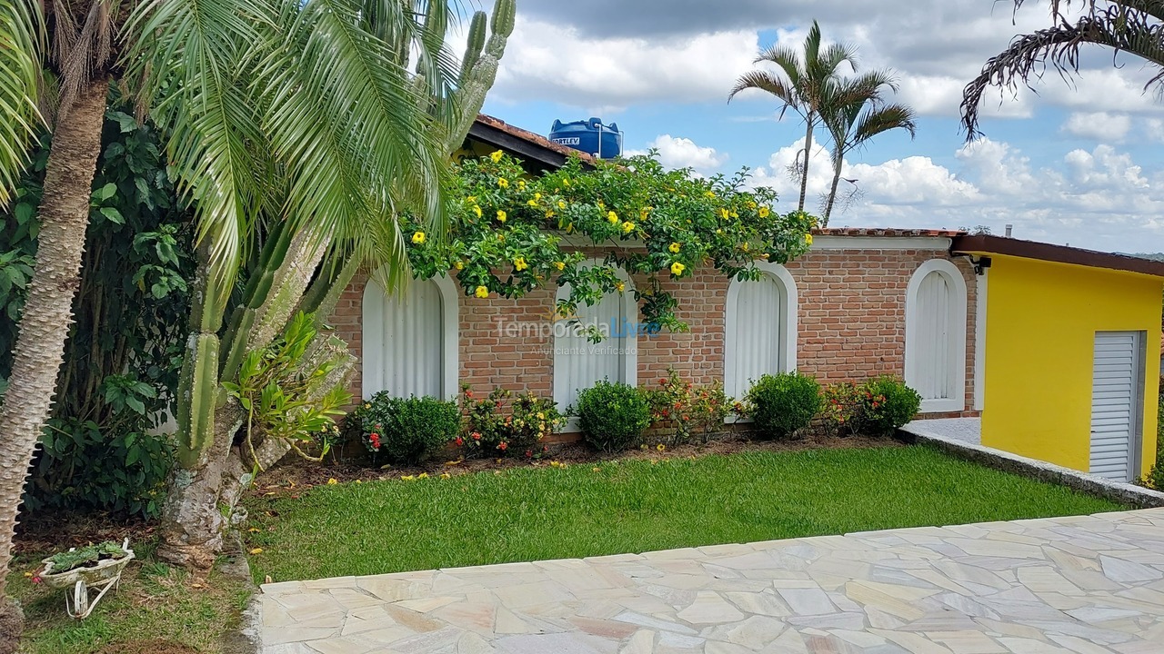 Granja para alquiler de vacaciones em Biritiba Mirim (Sogo)