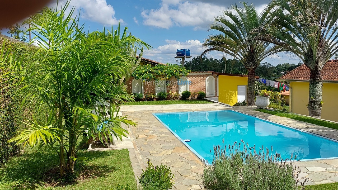 Granja para alquiler de vacaciones em Biritiba Mirim (Sogo)