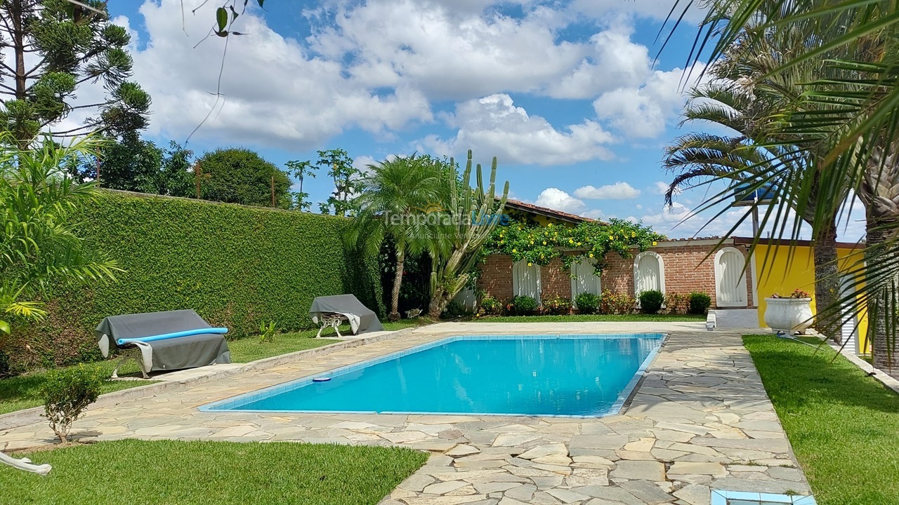 Granja para alquiler de vacaciones em Biritiba Mirim (Sogo)