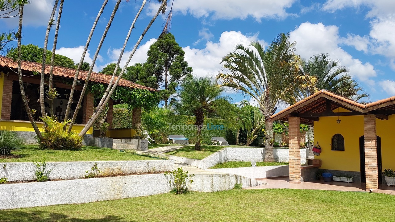 Granja para alquiler de vacaciones em Biritiba Mirim (Sogo)