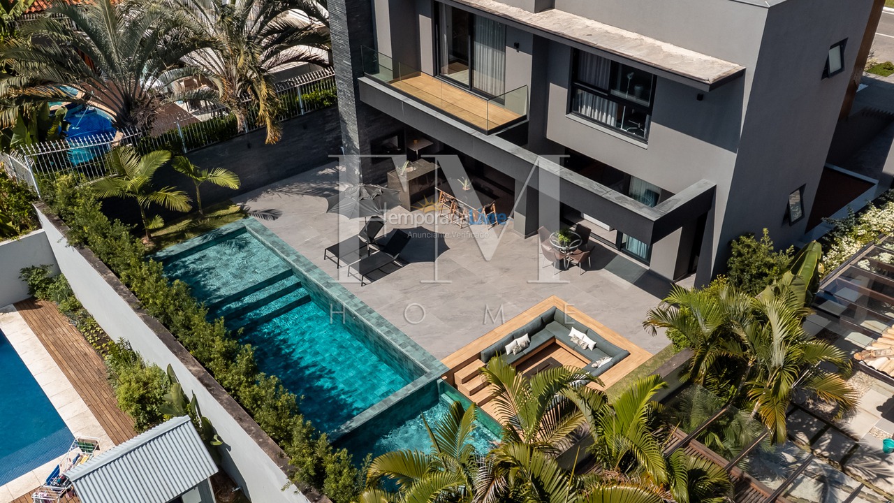 House for vacation rental in Florianopolis (Jurerê Internacional)