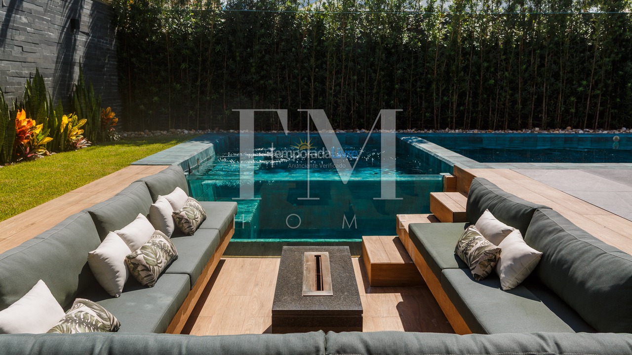 House for vacation rental in Florianopolis (Jurerê Internacional)