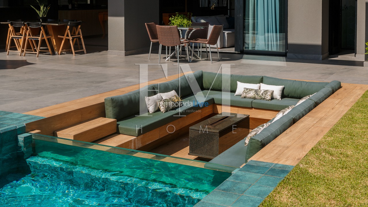 House for vacation rental in Florianopolis (Jurerê Internacional)