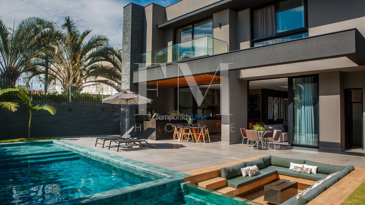 House for vacation rental in Florianopolis (Jurerê Internacional)