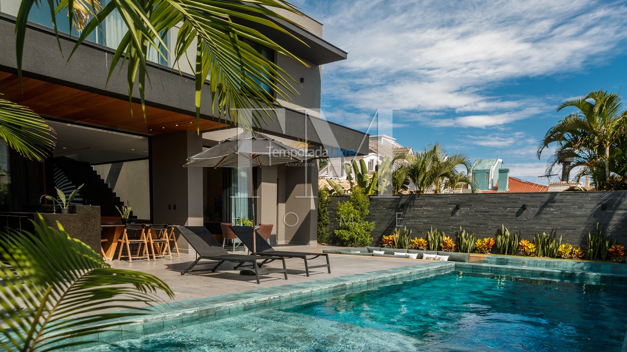 House for vacation rental in Florianopolis (Jurerê Internacional)