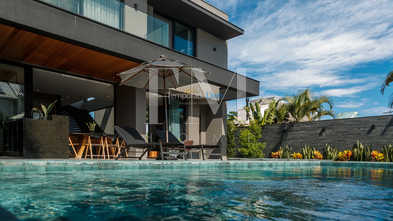 House for vacation rental in Florianopolis (Jurerê Internacional)