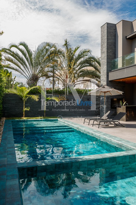 House for vacation rental in Florianopolis (Jurerê Internacional)