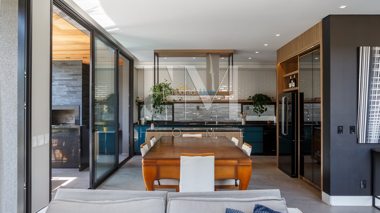 House for vacation rental in Florianopolis (Jurerê Internacional)