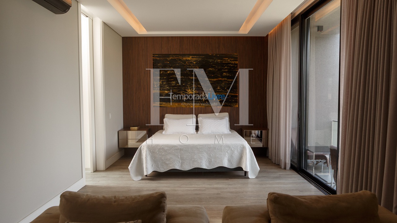 House for vacation rental in Florianopolis (Jurerê Internacional)