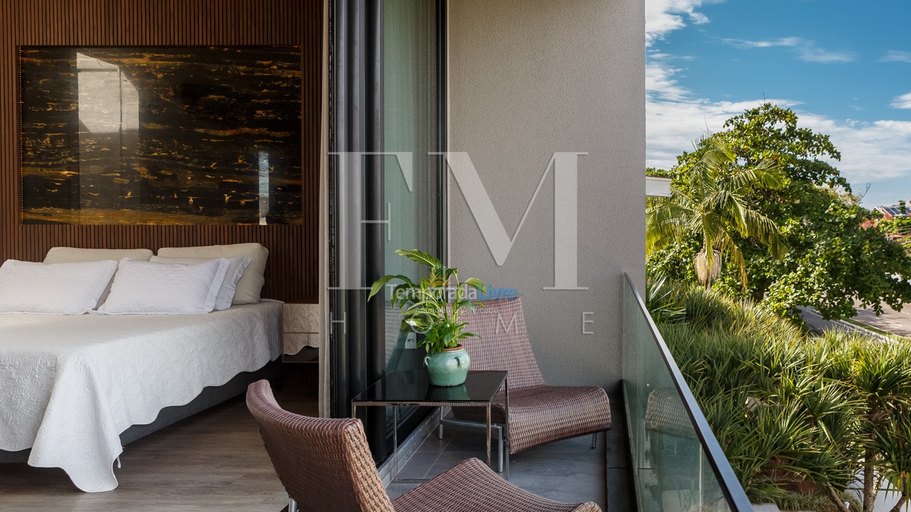 House for vacation rental in Florianopolis (Jurerê Internacional)