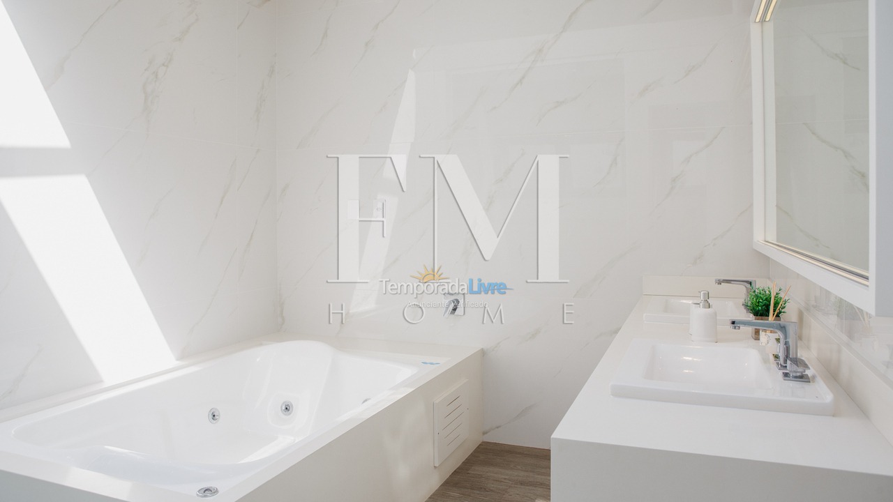 House for vacation rental in Florianopolis (Jurerê Internacional)