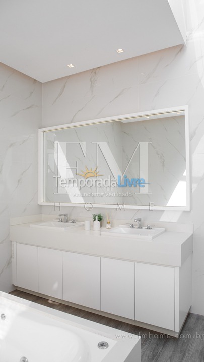 House for vacation rental in Florianopolis (Jurerê Internacional)