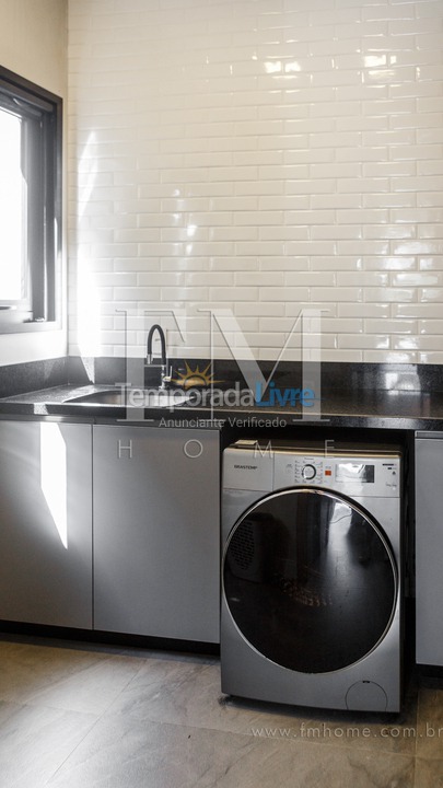 House for vacation rental in Florianopolis (Jurerê Internacional)