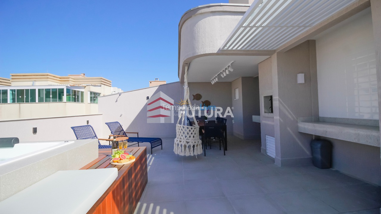 Casa para aluguel de temporada em Bombinhas (Canto Grande)