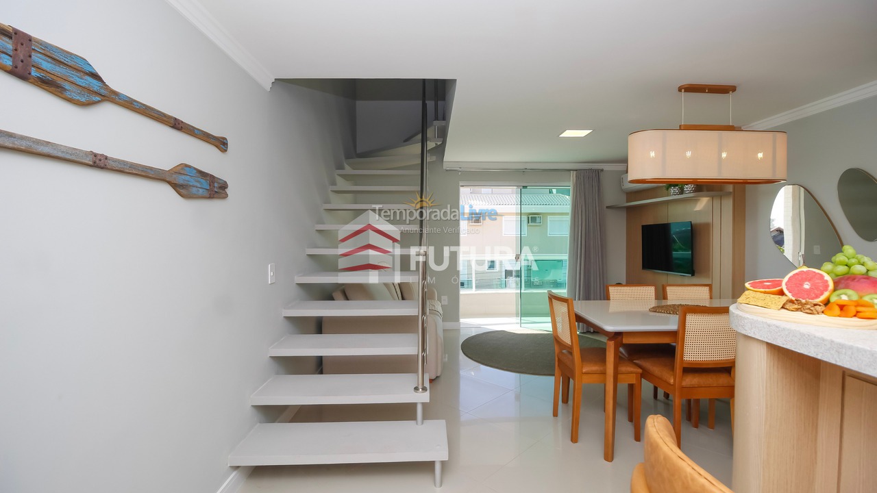 Casa para aluguel de temporada em Bombinhas (Canto Grande)