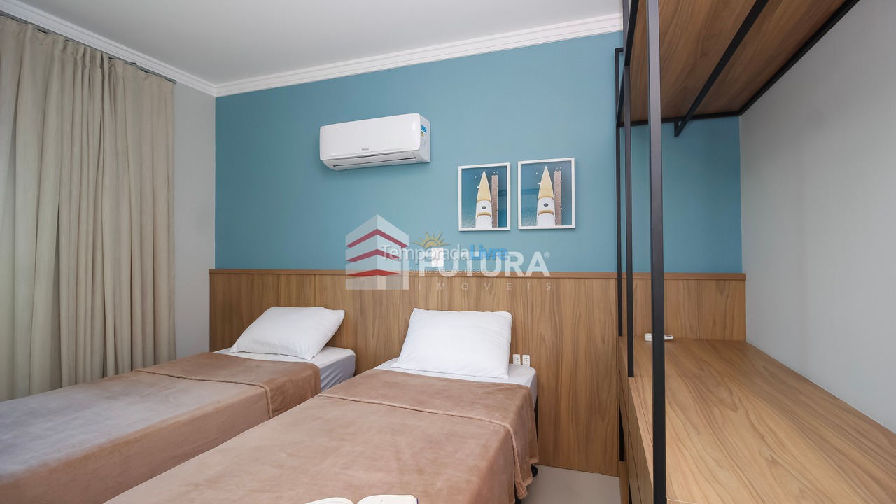 Casa para aluguel de temporada em Bombinhas (Canto Grande)