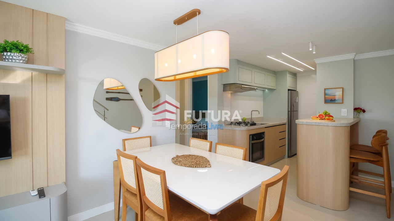 Casa para aluguel de temporada em Bombinhas (Canto Grande)