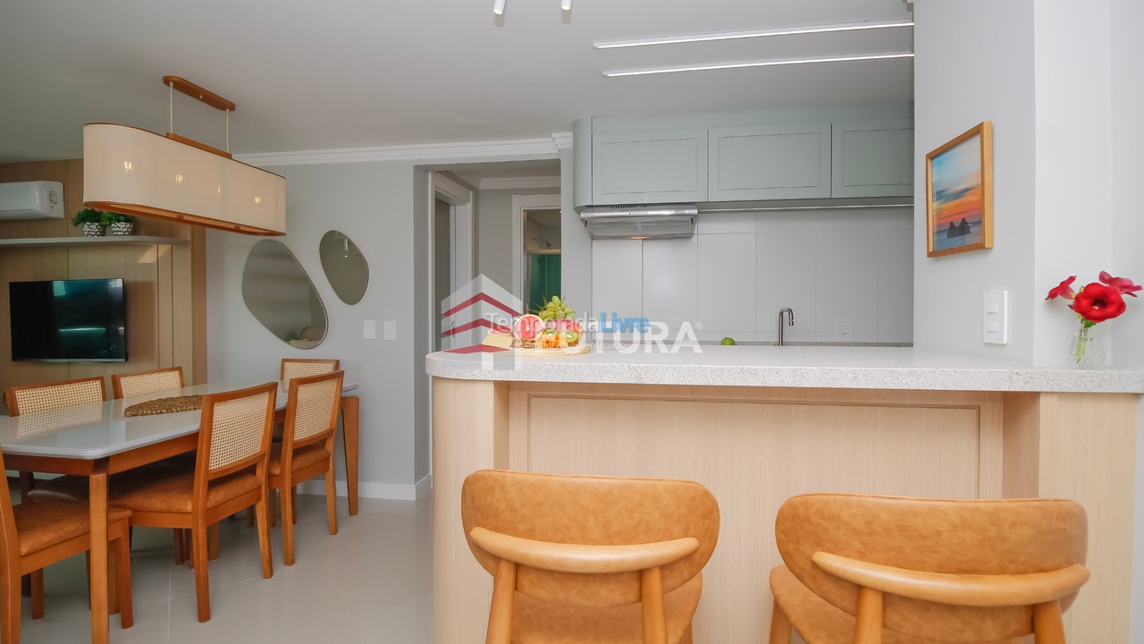 Casa para aluguel de temporada em Bombinhas (Canto Grande)