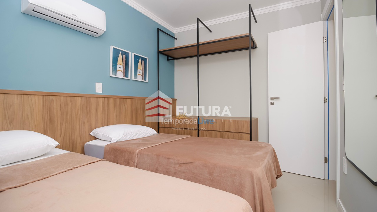 Casa para aluguel de temporada em Bombinhas (Canto Grande)