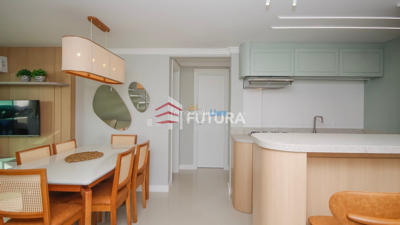 Casa para aluguel de temporada em Bombinhas (Canto Grande)