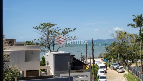 LC160F - HOUSE WITH 3 BEDROOMS ON ZIMBROS BEACH