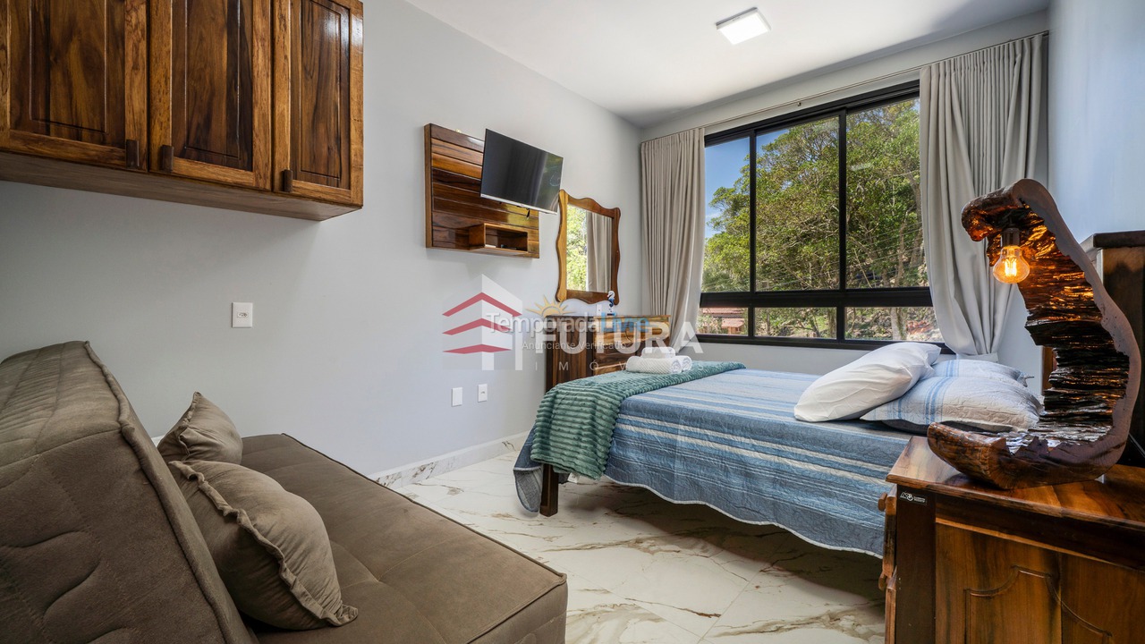 House for vacation rental in Bombinhas (Praia de Zimbros)