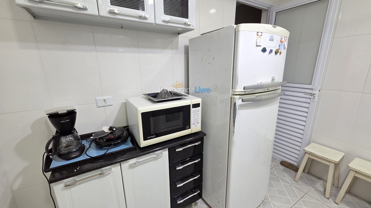 Apartamento para aluguel de temporada em Guarujá (Pitangueiras)