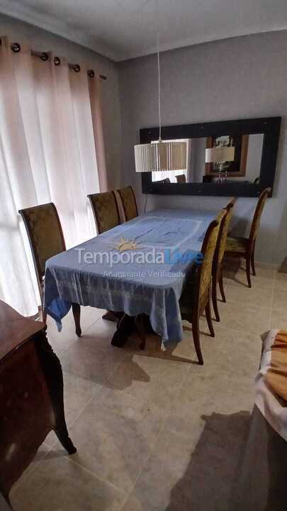 House for vacation rental in Ubatuba (Praia das Toninhas)