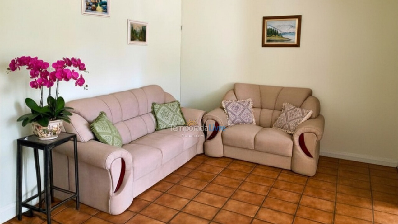 Apartamento para aluguel de temporada em Ubatuba (Praia do Tenório)