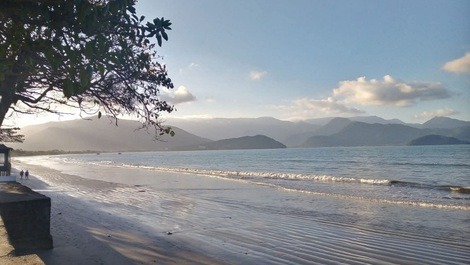 Casa para alquilar en Ubatuba - Itaguá