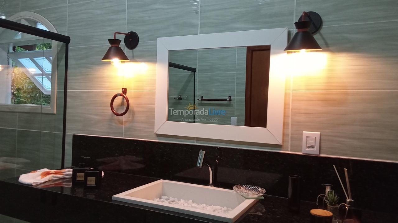 House for vacation rental in Caraguatatuba (Massaguaçu)