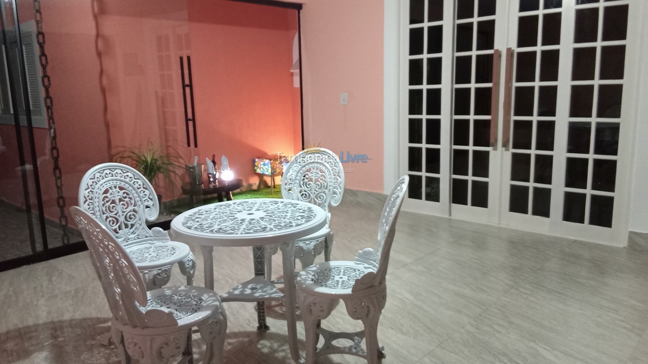House for vacation rental in Caraguatatuba (Massaguaçu)