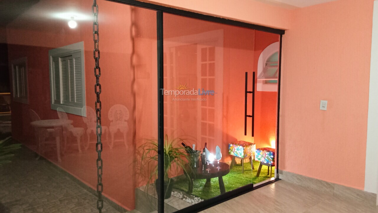 House for vacation rental in Caraguatatuba (Massaguaçu)