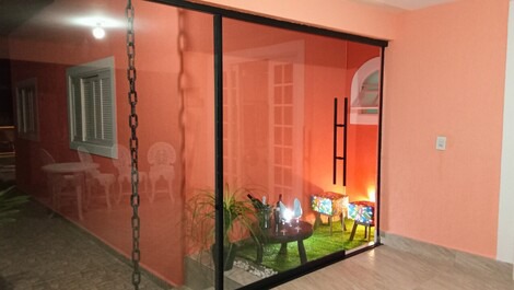 MASSAGUAÇU BEACH HOUSE! In the middle of wooded areas