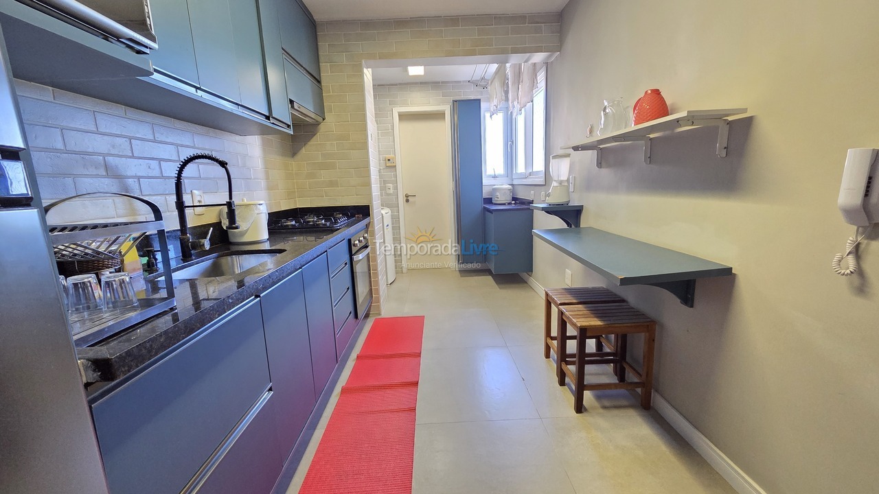 Apartment for vacation rental in Guarujá (Pitangueiras)