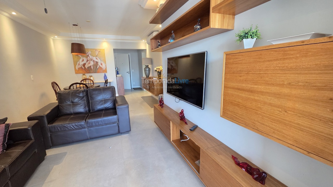 Apartment for vacation rental in Guarujá (Pitangueiras)