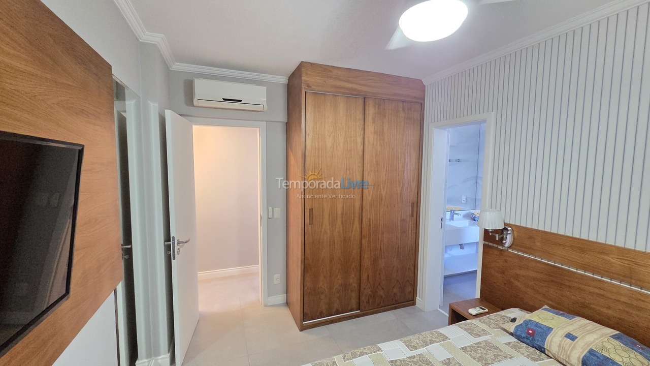 Apartment for vacation rental in Guarujá (Pitangueiras)