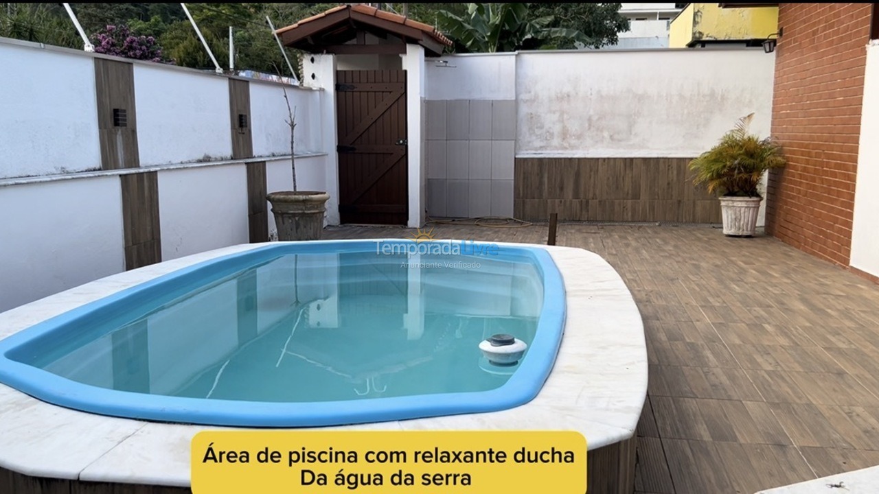 Casa para aluguel de temporada em Ubatuba (Enseada)