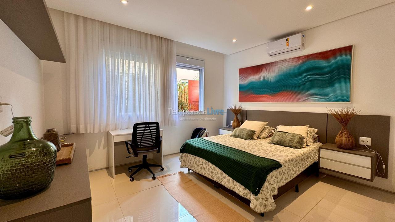 House for vacation rental in São Sebastião (Praia da Baleia)